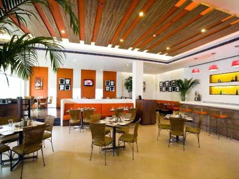 Lemon Tree Hotel Chennai Exterior foto