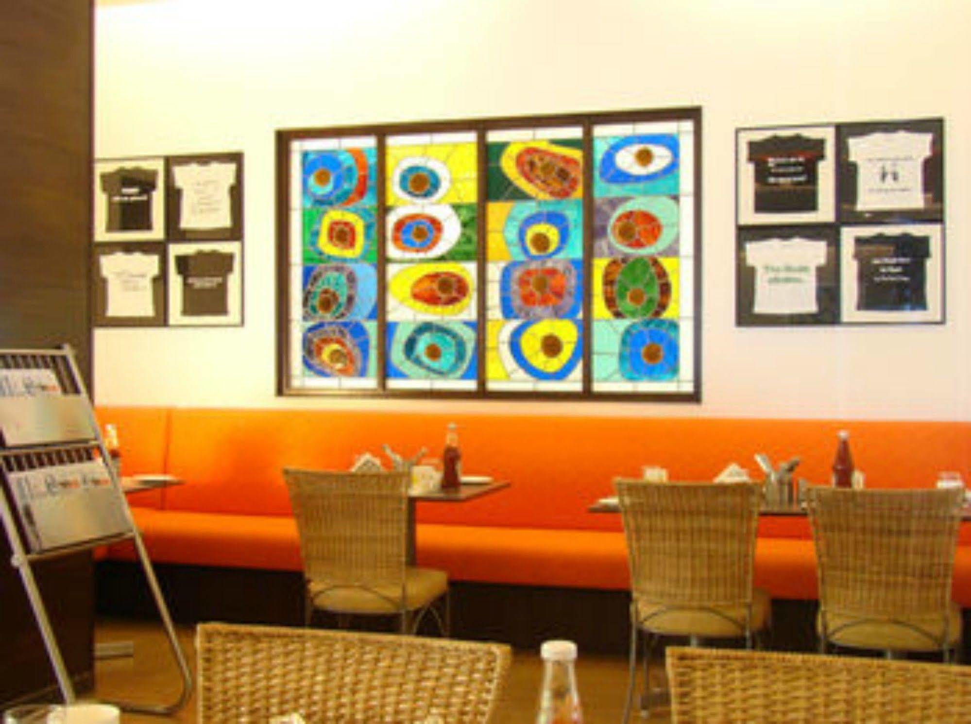 Lemon Tree Hotel Chennai Exterior foto